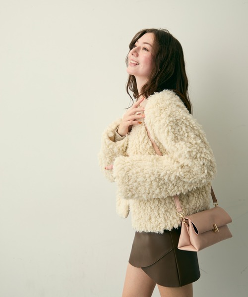 Lunea(ルネア)の「Vネックボアブルゾン(ブルゾン・レディース・ブラウン/ベージュ・FREE)」の16枚目の写真