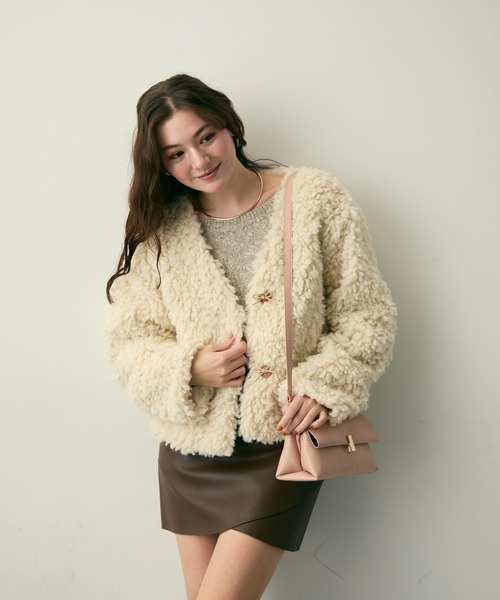 Lunea(ルネア)の「Vネックボアブルゾン(ブルゾン・レディース・ブラウン/ベージュ・FREE)」の21枚目の写真