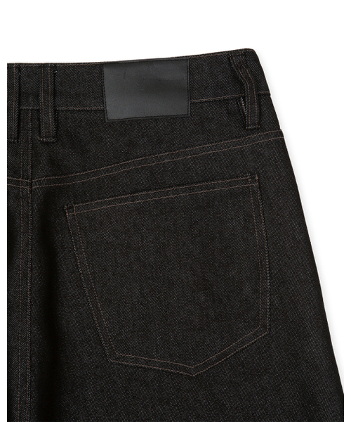 SYNQIA(シンキア)の「シンラインあごディテールデニムトラウザーブラック(デニムパンツ・メンズ・その他・MEDIUM/LARGE)」の5枚目の写真