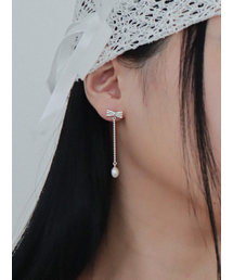 OUDSTUDIO（オウド スタジオ）の「ボウパールドロップイヤリング（ピアス（両耳用））」