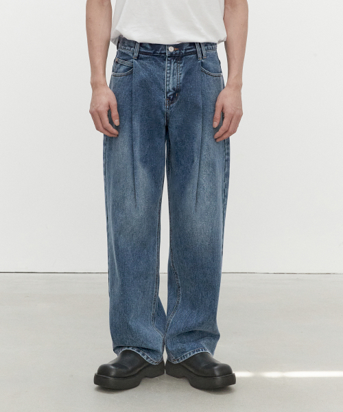 DECET(デケト)の「Deep Pleats Wide Jeans DCPT030Blue(デニムパンツ・レディース・その他・34/32/30/26/28)」の2枚目の写真