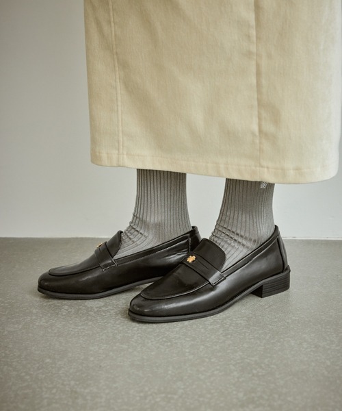 ROPE' PICNIC(ロペピクニック)の「ROPE' PICNIC PASSAGE byHARUTA メタルモチーフローファー(ローファー・レディース・ブラウン系その他/ブラック・23/24.5/24/23.5)」の19枚目の写真