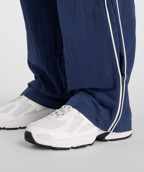 NEW BALANCE（ニューバランス）の「スポーツレガシーパンツ（スウェットパンツ・レディース・ネイビー・SMALL/MEDIUM/LARGE/X-LARGE）」の6枚目の写真