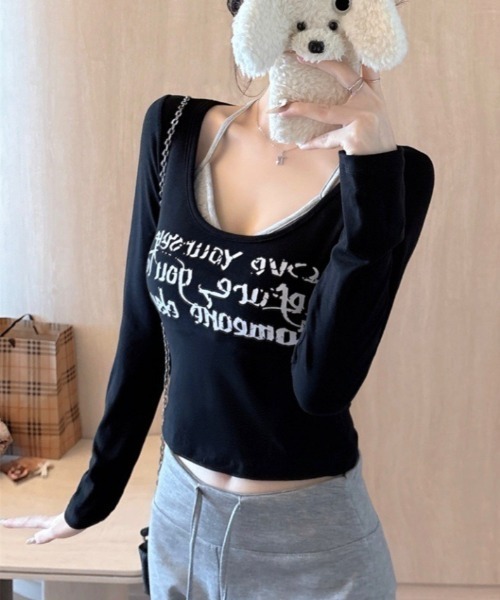 lilful(リルフル)の「【26年春夏新作】カップ付き フェイクレイヤード ロングスリーブトップス(Tシャツ/カットソー・レディース・ベージュ/ホワイト/レッド/ブラック・F)」の8枚目の写真