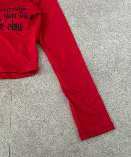 lilful(リルフル)の「【26年春夏新作】カップ付き フェイクレイヤード ロングスリーブトップス(Tシャツ/カットソー・レディース・ベージュ/ホワイト/レッド/ブラック・F)」の20枚目の写真