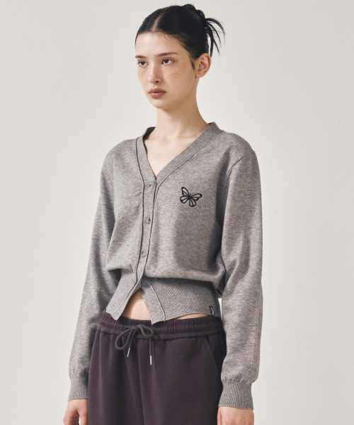 NICK&NICOLE（ニックアンドニコール）の「MINI BUTTERFLY SOFT V-CARDIGAN_GRAY BLACK（カーディガン/ボレロ・レディース・その他・FREE）」の2枚目の写真
