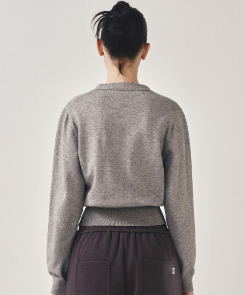 NICK&NICOLE（ニックアンドニコール）の「MINI BUTTERFLY SOFT V-CARDIGAN_GRAY BLACK（カーディガン/ボレロ・レディース・その他・FREE）」の3枚目の写真