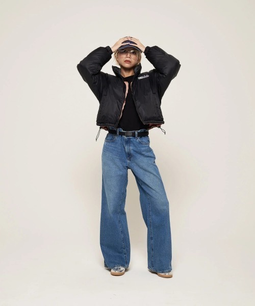 FIRST DOWN(ファーストダウン)の「FIRST DOWN SHORT BUBBLE DOWN JKT(ファーストダウン ショート バブルダウンジャケット)(ダウンジャケット/コート・レディース・ピンク/ブルー系/ブラック・SMALL/MEDIUM)」の17枚目の写真