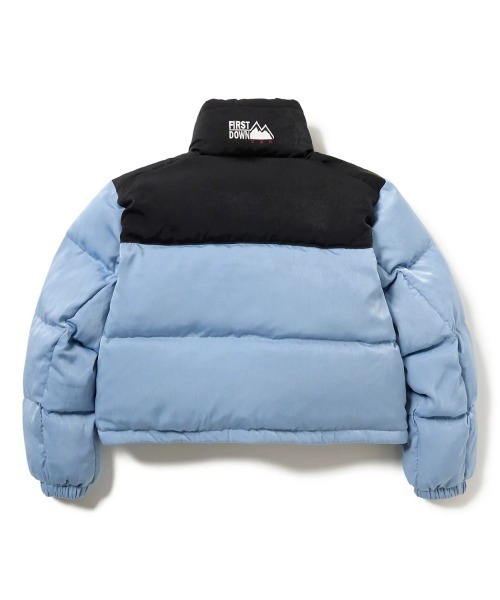 FIRST DOWN(ファーストダウン)の「FIRST DOWN SHORT BUBBLE DOWN JKT(ファーストダウン ショート バブルダウンジャケット)(ダウンジャケット/コート・レディース・ピンク/ブルー系/ブラック・SMALL/MEDIUM)」の19枚目の写真