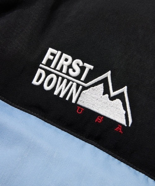 FIRST DOWN(ファーストダウン)の「FIRST DOWN SHORT BUBBLE DOWN JKT(ファーストダウン ショート バブルダウンジャケット)(ダウンジャケット/コート・レディース・ピンク/ブルー系/ブラック・SMALL/MEDIUM)」の20枚目の写真