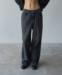CURVED LINE WIDE DENIM PANTS