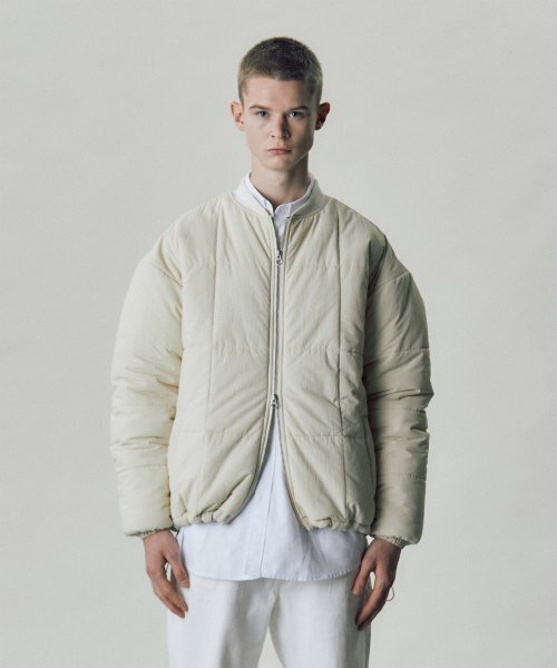 LAB12(ラボ12)の「22F/W シンスレートスクエアプファージャケット(アイボリー)(ダウンジャケット/コート・メンズ・その他・LARGE/MEDIUM)」の1枚目の写真