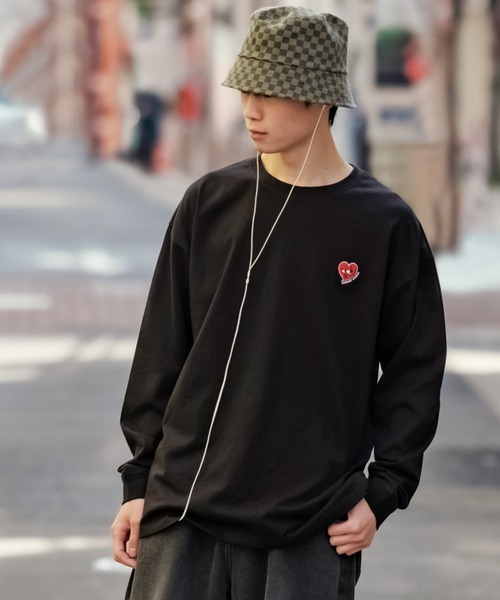 En serio TOKYO（エンソリオトーキョー）の「【SIDEWAYSTANCE】刺しゅうハート長袖Tシャツ（Tシャツ/カットソー・メンズ・グレー系その他2/グリーン系その他2/ブラック系その他2/ホワイト系その他2・SMALL/MEDIUM/LARGE/X-LARGE）」の9枚目の写真