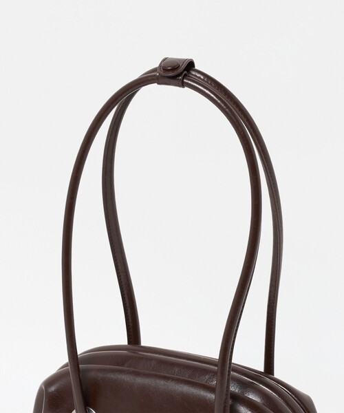 OSOI(オソイ)の「<OSOI>CIRCLE BROT バッグ(ショルダーバッグ・レディース・ブラック/ダークブラウン・FREE)」の6枚目の写真