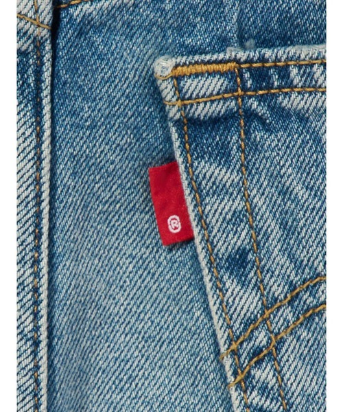 Levi's（リーバイス）の「Levi's/リーバイス RIBCAGE ショーツ ライトインディゴ（デニムパンツ・レディース・インディゴブルー・27inch/26inch/25inch/24inch/23inch/28inch）」の7枚目の写真
