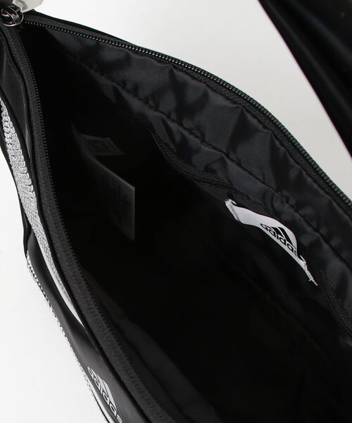 adidas(アディダス)の「ショルダー バッグ スモール ラインストーン / アディダスオリジナルス adidas Originals(ショルダーバッグ・メンズ・ブラック・FREE)」の9枚目の写真