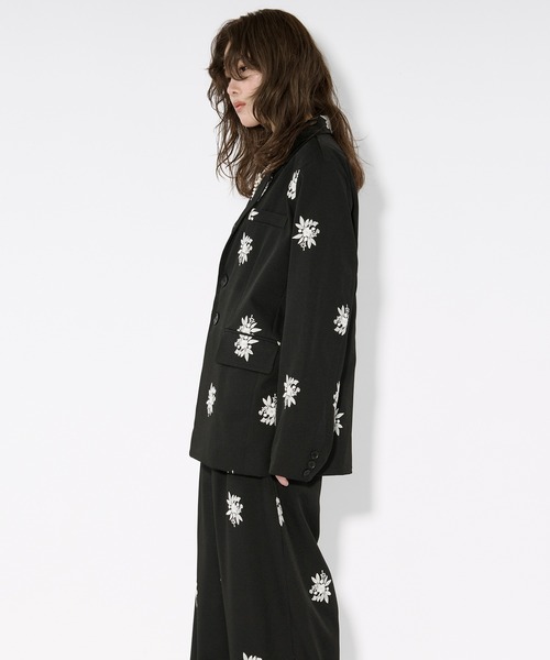 Ezick(エジック)の「Embroidery single jacket 刺繍シングルジャケット(テーラードジャケット・レディース・グレー/ブラック・FREE)」の19枚目の写真