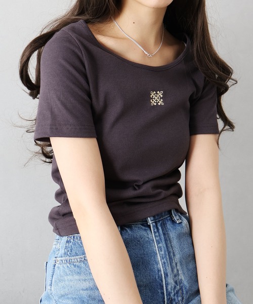 SpRay(スプレイ)の「テレコ刺繍モチーフ Tシャツ(Tシャツ/カットソー・レディース・オフホワイト/ブラック/チャコールグレー/グレー・FREE)」の16枚目の写真