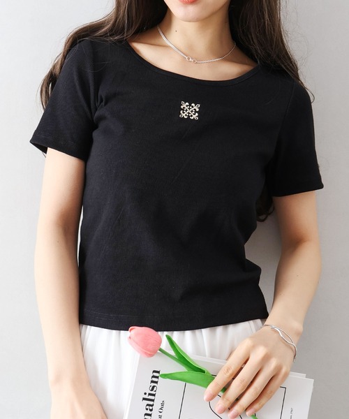 SpRay(スプレイ)の「テレコ刺繍モチーフ Tシャツ(Tシャツ/カットソー・レディース・オフホワイト/ブラック/チャコールグレー/グレー・FREE)」の21枚目の写真