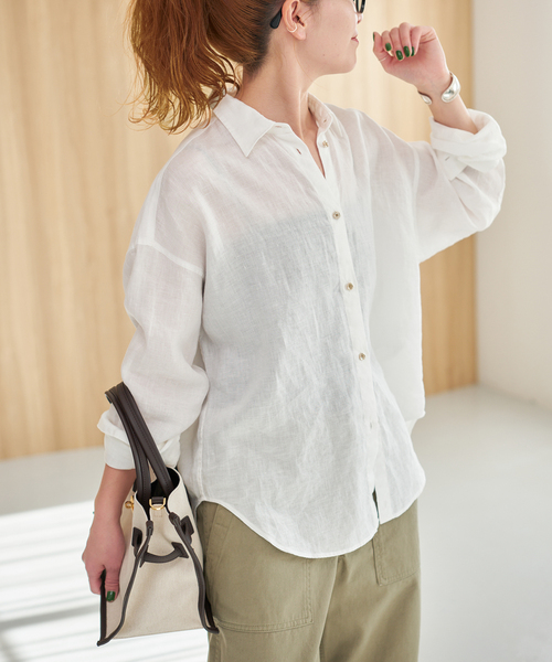 Spick & Span（スピックアンドスパン）の「《程よくすっきりサイズ》 80リネンカシュクール ミディシャツ（シャツ/ブラウス・レディース・サックスブルー/ネイビー/バーガンディー/ホワイト・FREE）」の13枚目の写真