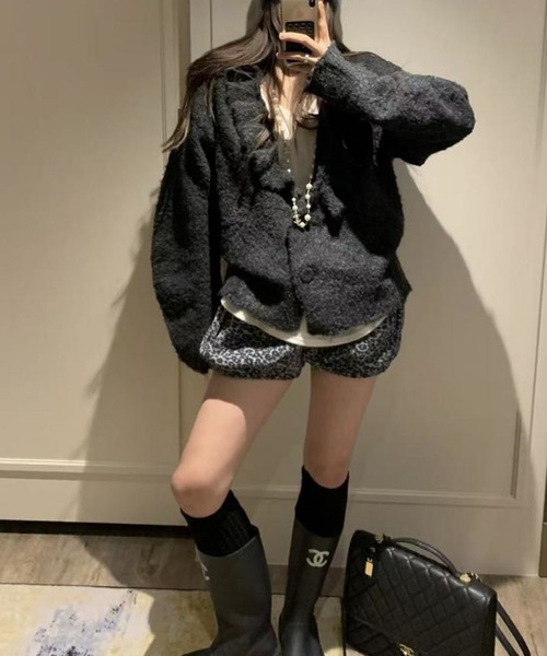 LYEON（リヨン）の「ラッフルフリルブークレニットカーディガン（カーディガン/ボレロ・レディース・ブラック/ベージュ/オフホワイト・FREE）」の18枚目の写真