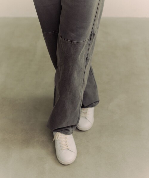 ADAM ET ROPE'（アダムエロペ）の「《別注》【AMOMENTO for ADAM ET ROPE'】 DRAWSTRING DENIM PANTS（その他パンツ・メンズ・チャコールグレー・M）」の8枚目の写真