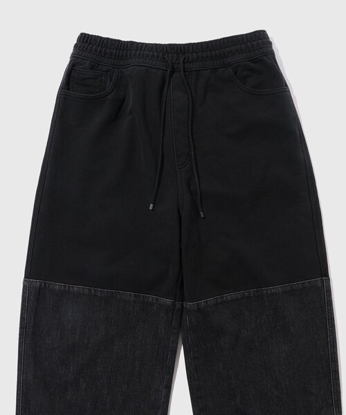 ADAM ET ROPE'（アダムエロペ）の「《別注》【AMOMENTO for ADAM ET ROPE'】 DRAWSTRING DENIM PANTS（その他パンツ・メンズ・チャコールグレー・M）」の16枚目の写真