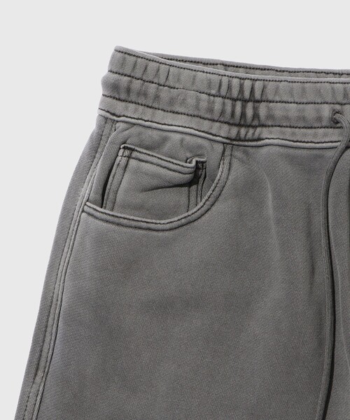 ADAM ET ROPE'（アダムエロペ）の「《別注》【AMOMENTO for ADAM ET ROPE'】 DRAWSTRING DENIM PANTS（その他パンツ・メンズ・チャコールグレー・M）」の17枚目の写真