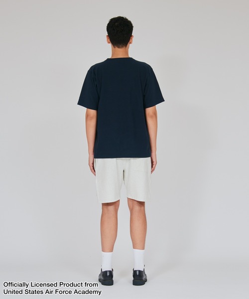 Champion(チャンピオン)の「【Champion/チャンピオン】メンズ リバースウィーブ(R) ショートスリーブTシャツ(Tシャツ/カットソー・メンズ・グレー/ブラック/ネイビー/ホワイト・X-LARGE/LARGE/MEDIUM)」の16枚目の写真