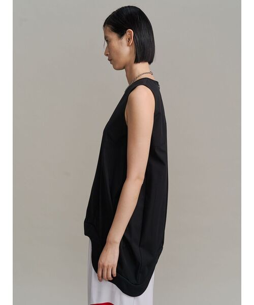 WAVE HEM PADDED TOP / ウェーブヘムパデッドトップ（タンクトップ