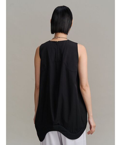 WAVE HEM PADDED TOP / ウェーブヘムパデッドトップ（タンクトップ