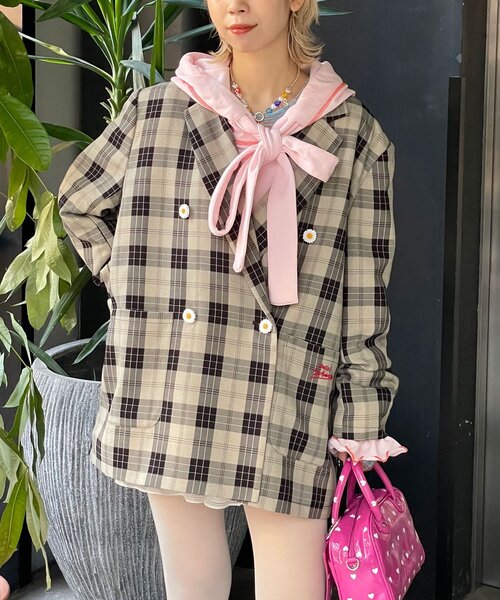 HELLO.SANFRANCISCO(ハローサンフランシスコ)の「【HELLO.SANFRANCISCO/ハローサンフランシスコ】フラワー釦チェックオーバージャケット(テーラードジャケット・レディース・ブルー/ブラック/イエロー・ONE SIZE)」の8枚目の写真