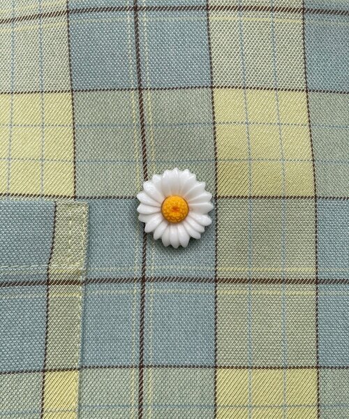 HELLO.SANFRANCISCO(ハローサンフランシスコ)の「【HELLO.SANFRANCISCO/ハローサンフランシスコ】フラワー釦チェックオーバージャケット(テーラードジャケット・レディース・ブルー/ブラック/イエロー・ONE SIZE)」の6枚目の写真