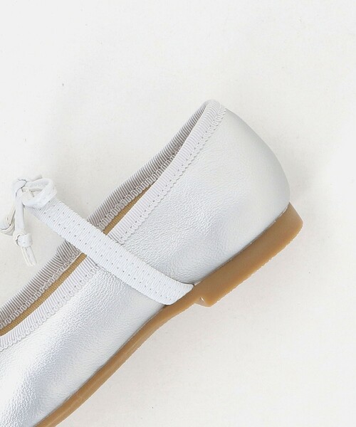 green label relaxing（グリーンレーベルリラクシング）の「スクエアリボン フラットシューズ / キッズ  17cm-23cm（バレエシューズ・キッズ・シルバー/ライトブルー・22cm/17cm/20cm/23cm/19cm/21cm/18cm）」の14枚目の写真