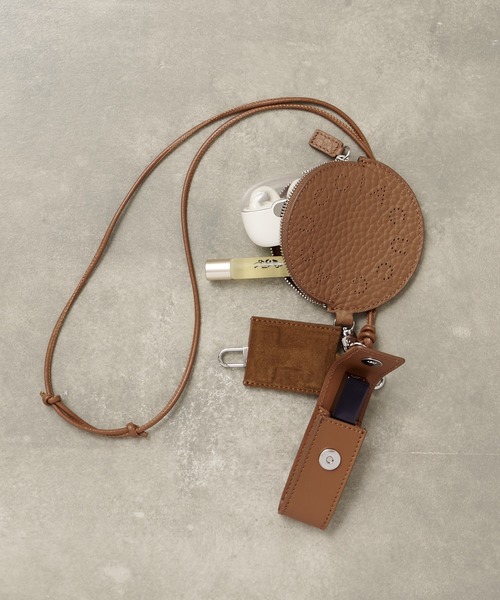 IACUCCI（イアクッチ）の「【予約】ヴィヴァーチェCERVO/ALCE/RUGA/SUEDE（その他小物・レディース・キャメル/ブラック・FREE）」の18枚目の写真