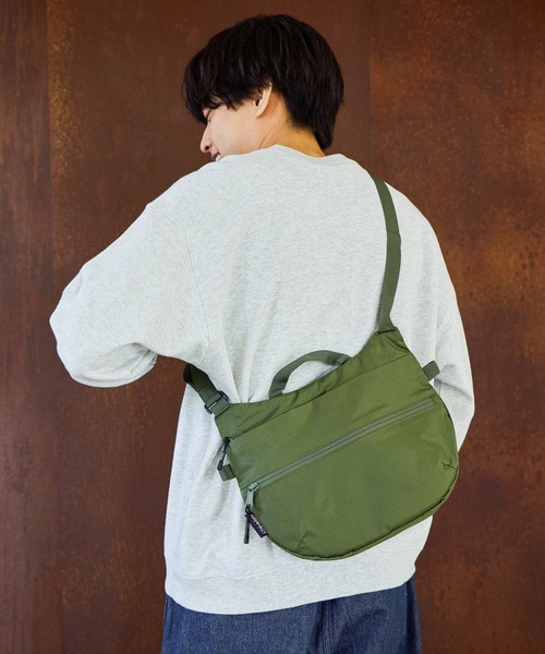 Gramicci（グラミチ）の「GRAMICCI(グラミチ)/フィールドサコッシュ/595857（ショルダーバッグ・メンズ・グリーン系その他7/ブラック・FREE）」の15枚目の写真