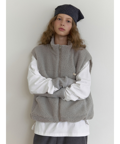 THEMITTEN(ザ・ミトン)の「Ewe fleece vest (gray)(その他アウター・レディース・その他・FREE)」の1枚目の写真