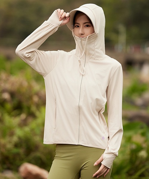 SAISON DE PAPILLON（セゾンドパピヨン）の「【2026SS新作】UPF50+ 冷感素材 UVカットパーカー長袖ラッシュガード 日焼け止めパーカー フーデットきれいめカジュアル（パーカー・レディース・ベージュ/ピンク/ホワイト/ブルー/グレー・XXL/XL/L/M）」の3枚目の写真