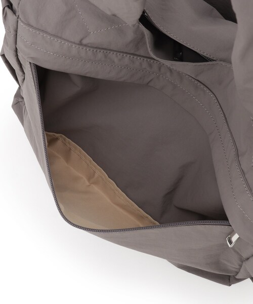 SHOO・LA・RUE（シューラルー）の「【撥水】トラベルボストンバッグ【キャリーオン】（ボストンバッグ・レディース・ブラック/ダークグレー・00）」の20枚目の写真