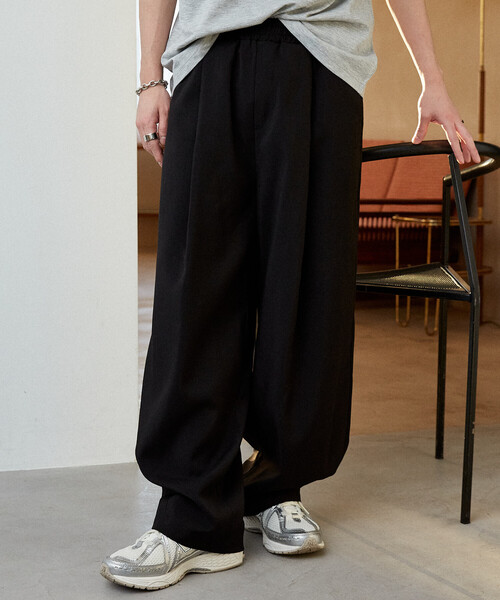 PUBLUX（パブリュクス）の「PUBLUX/パブリュクス LOVE POP STUDIO イージー スラックス パンツ　限定展開（スラックス・メンズ・ブラック/ネイビー/グレー/ライトグレー・LARGE/MEDIUM/SMALL）」の14枚目の写真