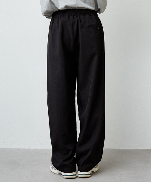 PUBLUX（パブリュクス）の「PUBLUX/パブリュクス LOVE POP STUDIO イージー スラックス パンツ　限定展開（スラックス・メンズ・ブラック/ネイビー/グレー/ライトグレー・LARGE/MEDIUM/SMALL）」の5枚目の写真