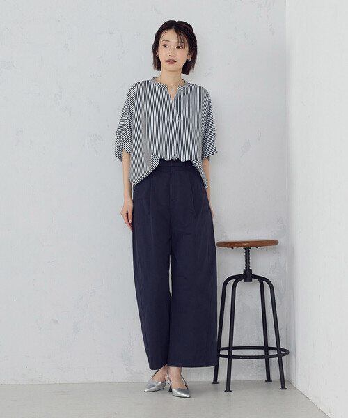 COMME CA ISM(コムサイズム)の「ポリエステルデシン スキッパーTブラウス(シャツ/ブラウス・レディース・ネイビー/ホワイト/ネイビー系/ホワイト×グレー・FREE)」の7枚目の写真