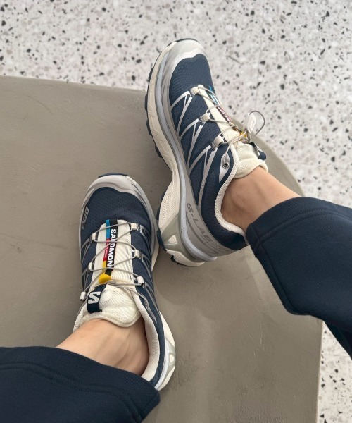 SALOMON(サロモン)の「【emmi×SALOMON】XT-6(スニーカー・レディース・ネイビー・23/23.5/24/24.5/25/25.5/26/26.5/27/27.5/28/28.5)」の14枚目の写真