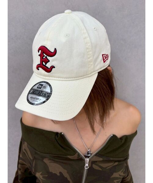 NEW ERA(ニューエラ)の「【NEW ERA×EVRIS】E MOTIF 9TWENTY(キャップ・レディース・アイボリー/ネイビー・FREE)」の17枚目の写真