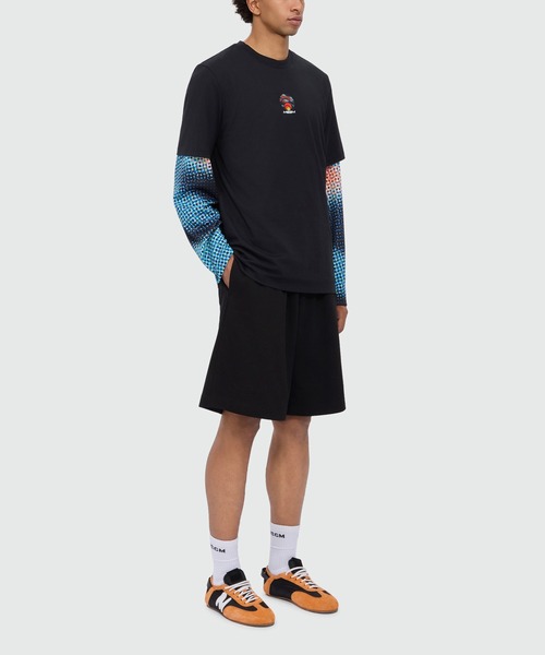 MSGM(エムエスジーエム)の「【NEW】TheMwave 刺繍ロゴ バミューダパンツ(スウェットパンツ・メンズ・ブラック・M/S)」の4枚目の写真