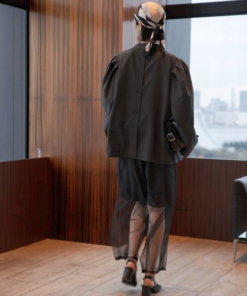 LEPSIM(レプシィム)の「《オフィスライン》チュールレイヤーショートパンツ 645390(その他パンツ・レディース・ベージュ/チャコールグレー・FREE)」の13枚目の写真