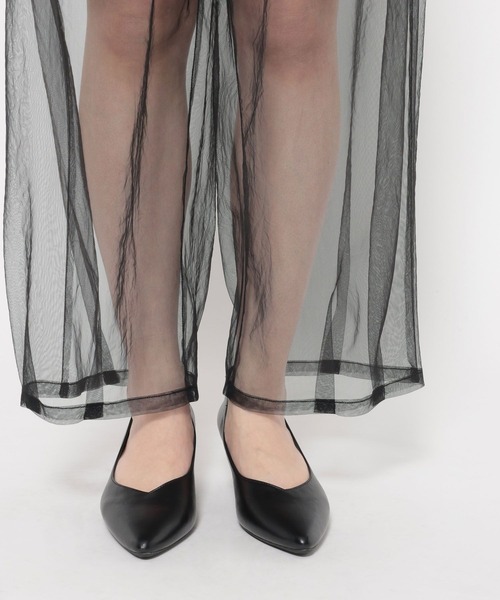 LEPSIM(レプシィム)の「《オフィスライン》チュールレイヤーショートパンツ 645390(その他パンツ・レディース・ベージュ/チャコールグレー・FREE)」の6枚目の写真
