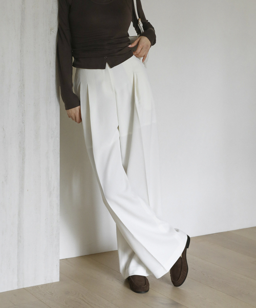 SAPPUN（サプン）の「Anobel スエード ペニーローファー (2.5cm)（ローファー・レディース・ブラック/ブラウン・22.5cm/23cm/23.5cm/24cm/24.5cm/25cm/25.5cm）」の4枚目の写真