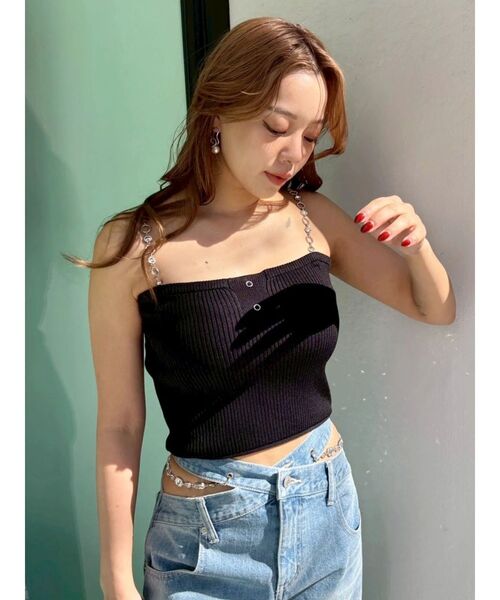 EVRIS(エヴリス)の「ビジューショルダーニットトップス(キャミソール・レディース・ブルー/ピンク/ブラック/ホワイト・FREE)」の11枚目の写真