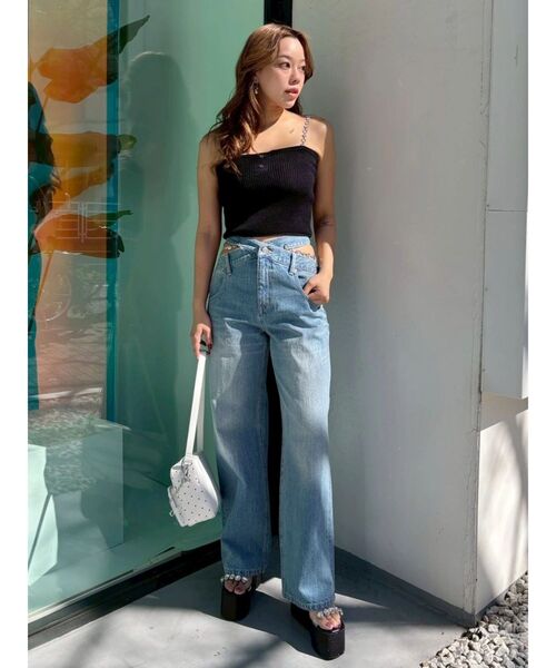 EVRIS(エヴリス)の「ビジューショルダーニットトップス(キャミソール・レディース・ブルー/ピンク/ブラック/ホワイト・FREE)」の12枚目の写真